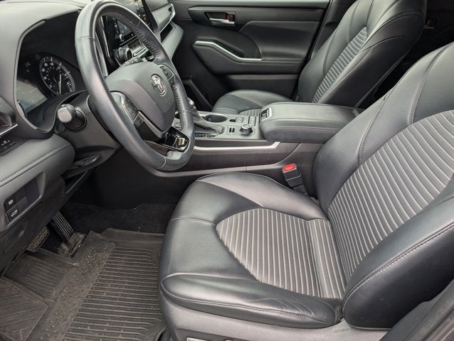 2021 Toyota Highlander XSE