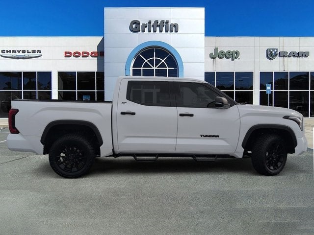 2022 Toyota Tundra SR5