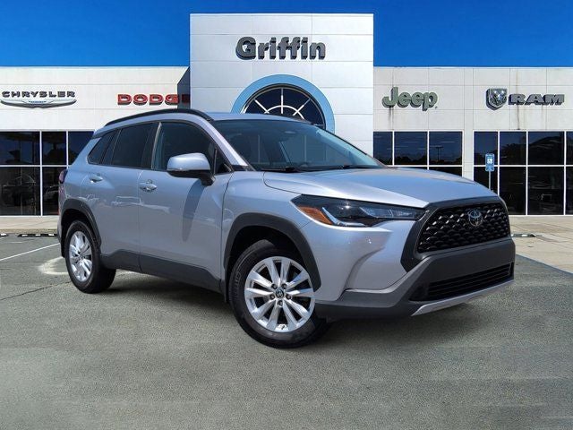 2024 Toyota Corolla Cross LE
