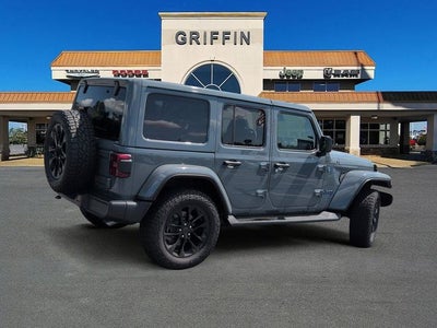 2025 Jeep Wrangler Sahara 4xe