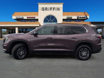 2025 GMC Acadia Elevation