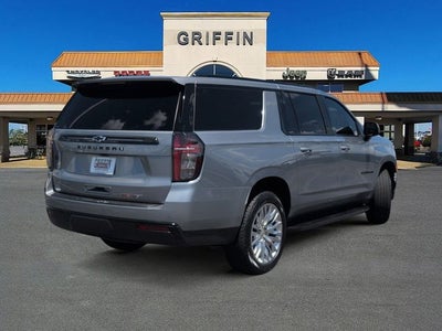 2023 Chevrolet Suburban RST
