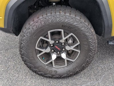 2023 GMC Canyon AT4X