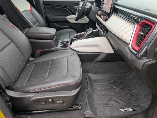 2023 GMC Canyon AT4X