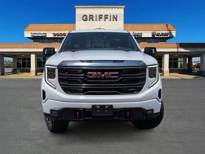 2023 GMC Sierra 1500 AT4