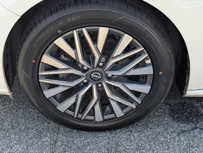 2025 Nissan Altima 2.5 SV