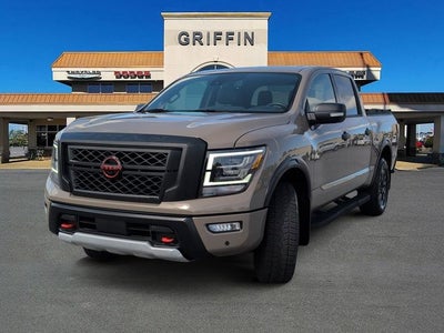 2024 Nissan Titan PRO-4X