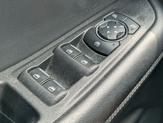 2023 Ford Edge SE