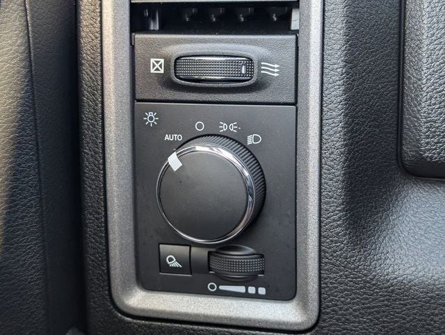 2021 RAM 1500 Classic Tradesman