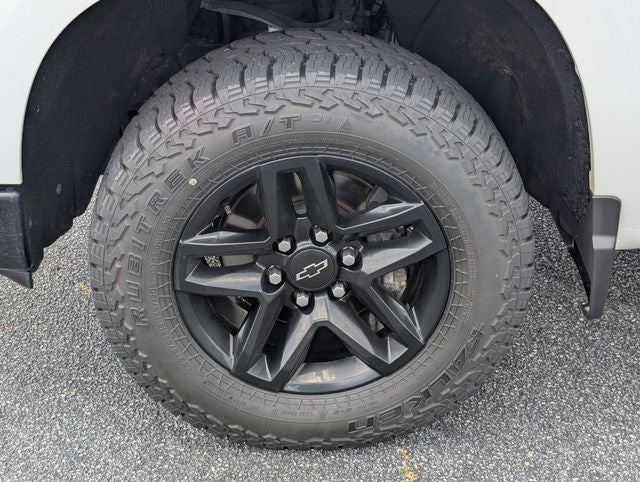 2022 Chevrolet Silverado 1500 Custom Trail Boss