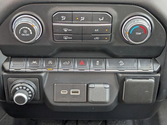 2022 Chevrolet Silverado 1500 Custom Trail Boss