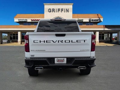2022 Chevrolet Silverado 1500 Custom Trail Boss