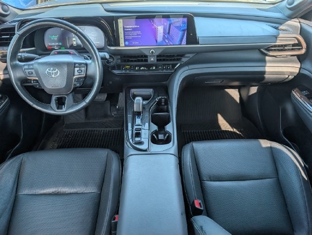 2024 Toyota Crown Platinum