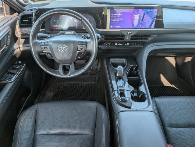 2024 Toyota Crown Platinum
