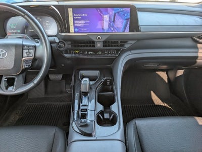 2024 Toyota Crown Platinum
