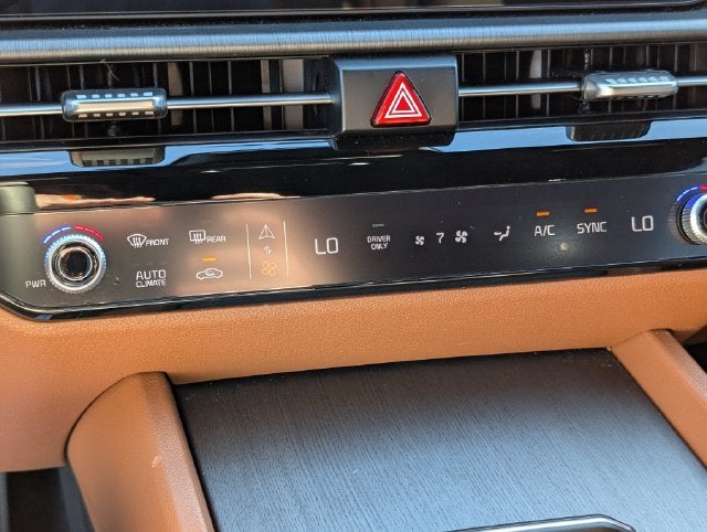 2026 Kia Sportage Plug-In Hybrid X-Line