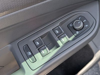 2024 Volkswagen Golf GTI Autobahn