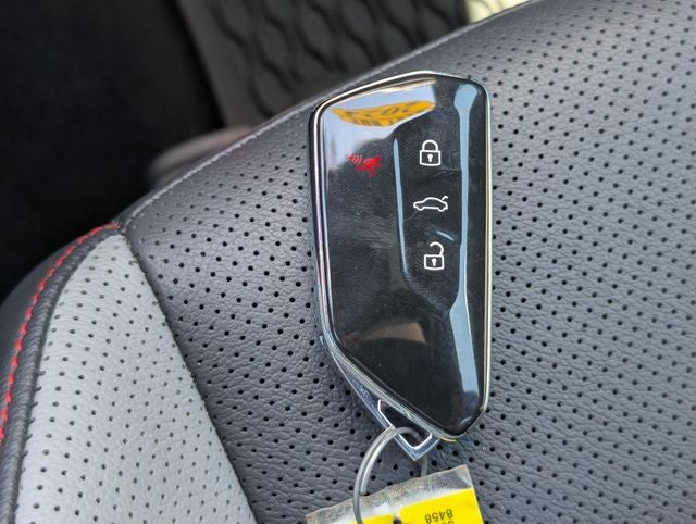 2024 Volkswagen Golf GTI Autobahn