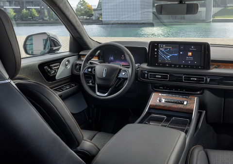 The interior of the 2025 Lincoln Aviator® SUV is shown parked with a view of a harbor through the windshield. | Griffin Lincoln in Tifton GA