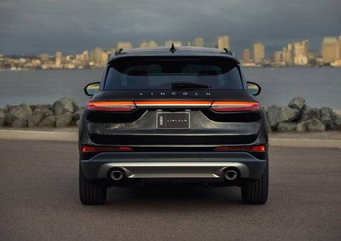 The rear lighting of the 2025 Lincoln Corsair® SUV spans the entire width of the vehicle. | Griffin Lincoln in Tifton GA