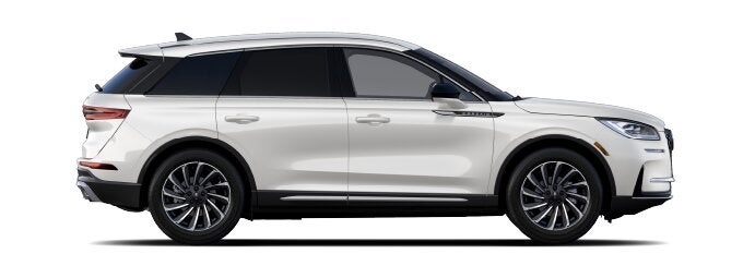 The passenger side of a Lincoln Corsair® SUV is shown in the Ceramic Pearl extra-cost exterior paint option. | Griffin Lincoln in Tifton GA