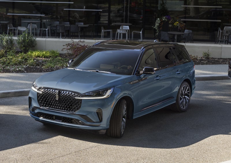 A 2026 Lincoln Black Label™ Aviator® SUV is shown with the available Special Edition Package. | Griffin Lincoln in Tifton GA