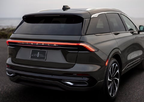 The rear of a 2026 Lincoln Black Label™ Nautilus® SUV displays full LED rear lighting. | Griffin Lincoln in Tifton GA