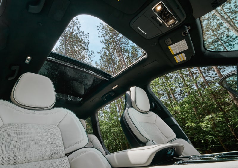 The front seats of a 2027 Lincoln Aviator® Black Label™ SUV | Griffin Lincoln in Tifton GA