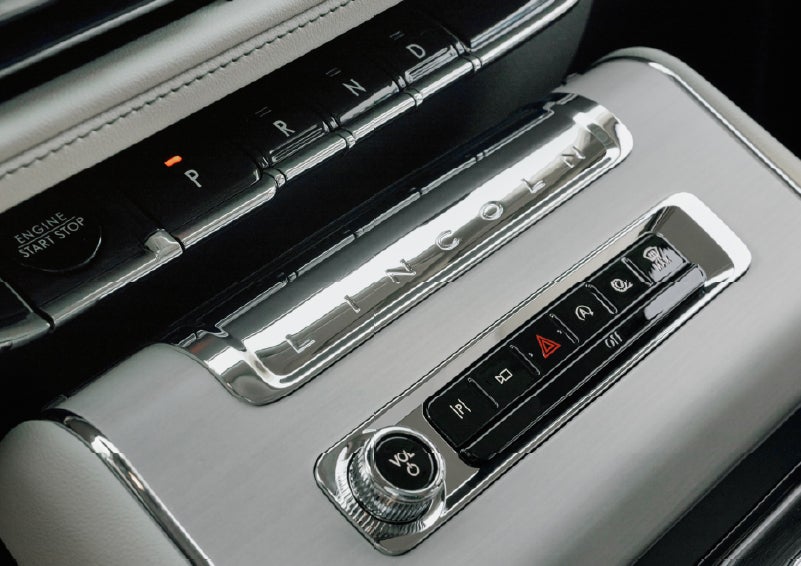 The piano key gear selector of a 2027 Lincoln Aviator® Back Label™ SUV. | Griffin Lincoln in Tifton GA